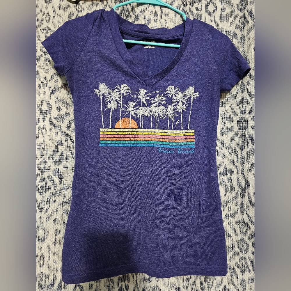 Lightweight t-shirt